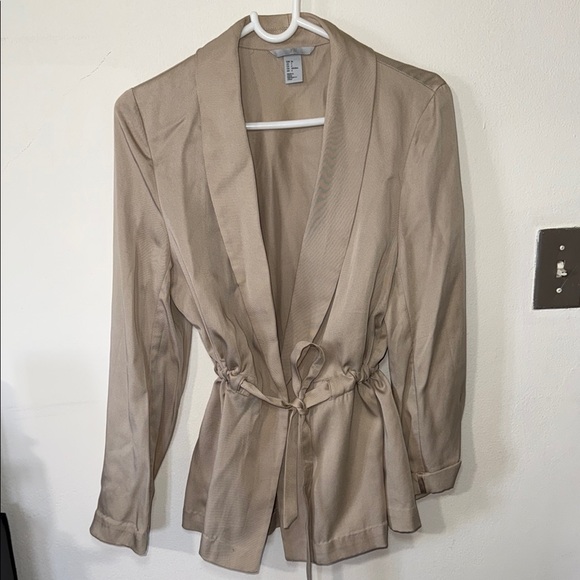H&M Tan Blazer with Tie Waist - Picture 4 of 5